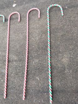 Candy Canes Decorations!