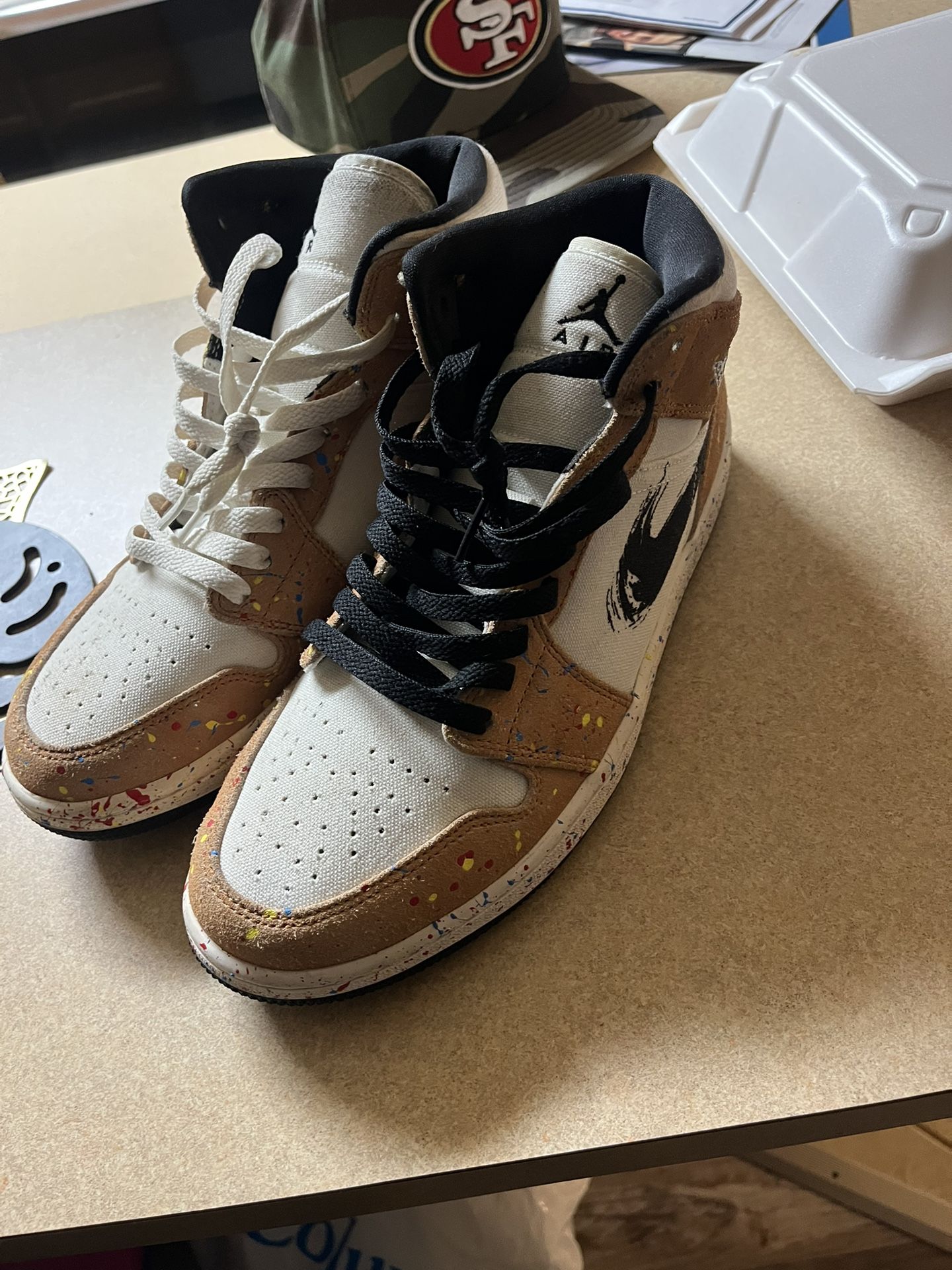 Air Jordan 1 Mid SE Brushstroke