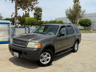2004 Ford Explorer