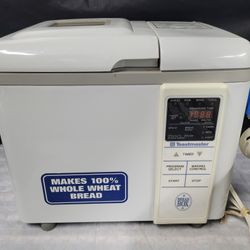 Toastmaster Bread Maker Good Working Condition 