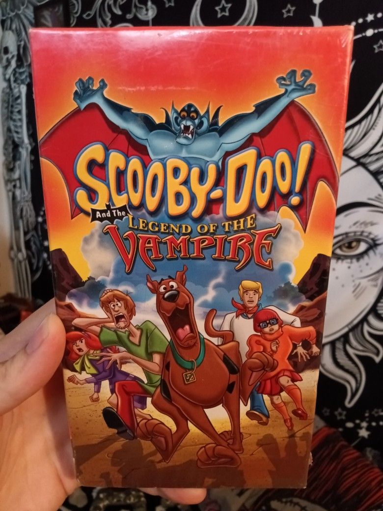 Scooby Doo And The Legend Of The Vampire (Slipcover) VHS