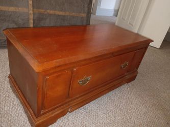 Beautiful Dillingham Cedar Chest