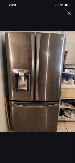 Kenmore French Door Refrigerator with Ice Dispenser
