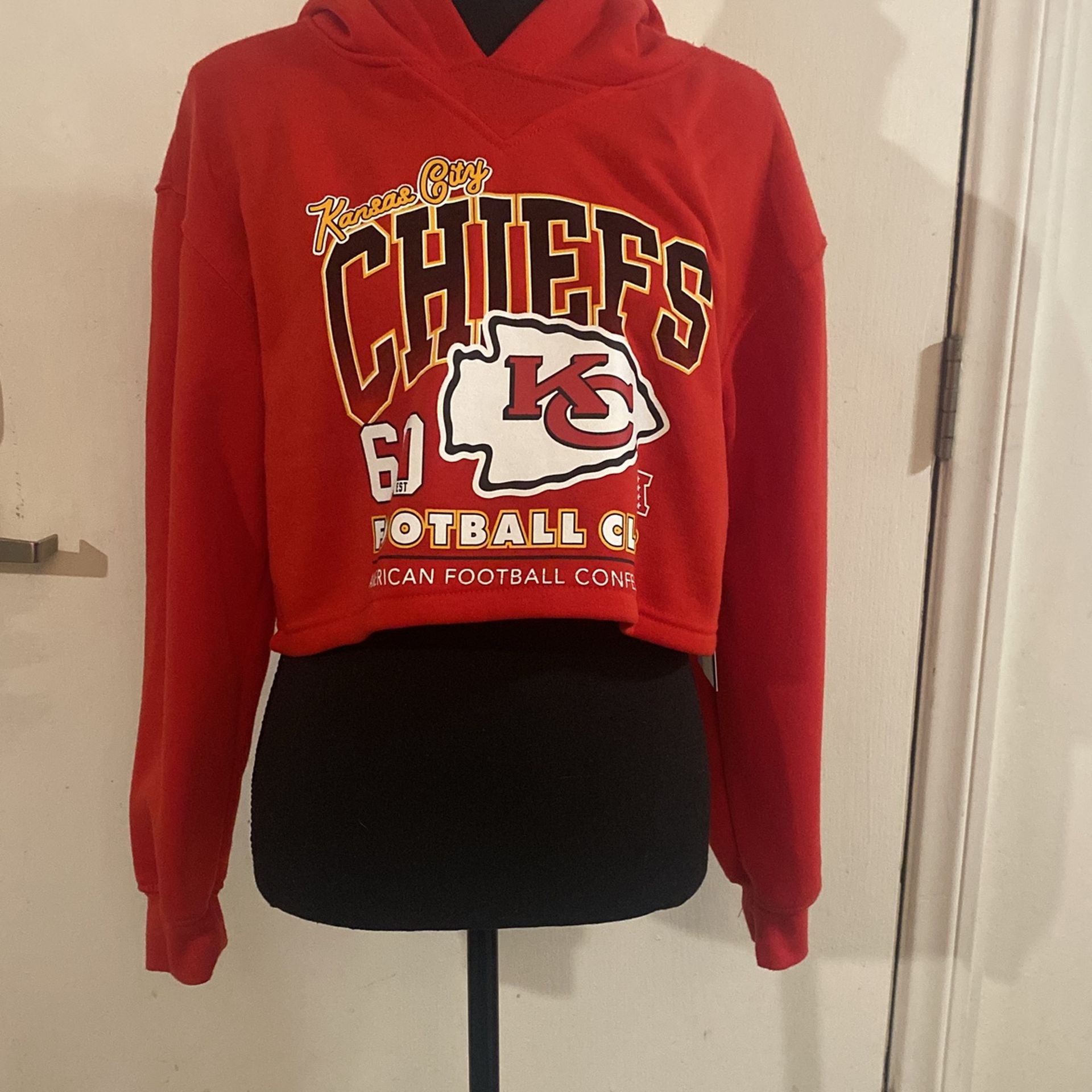 NFL Kansas City Chiefs Short Hoodie  Women’s 