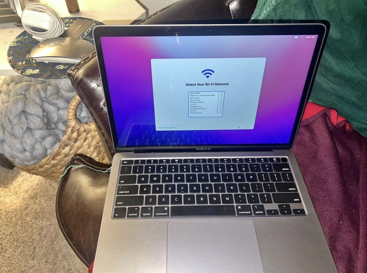 MacBook Air+accessories