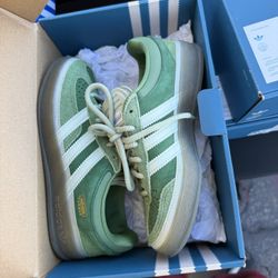 Bad Bunny Gazelle Indoor 