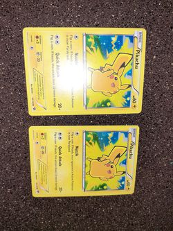 Pikachu holographic Pokemon card