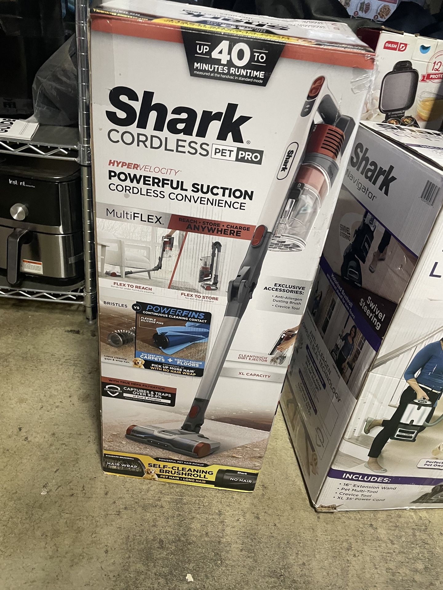 Shark Cordless Petpro Hypervelocity Powerful Suction Cordless Vacuum 