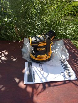 DeWalt 20v new sander   variable speed.   Brushless motor