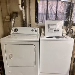Whirlpool Heavy Duty Large Capacity 6 Cycle Electric Washer & Dryer