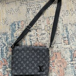 lv cross Bag
