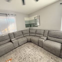 Reclining Sectional Couch