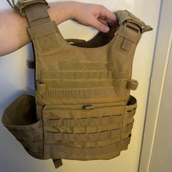 Plate Carrier tan Vest