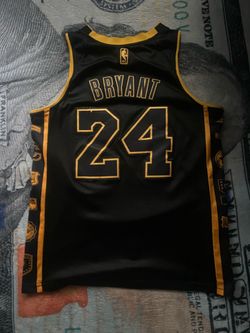 Kobe Bryant original lakers jersey great condition