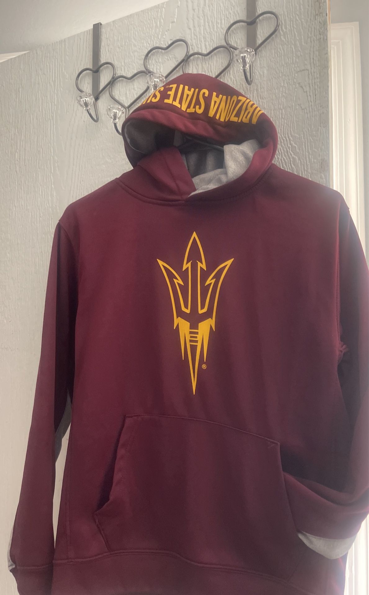 BOYS SWEATSHIRT ASU USE ONCE SIZE MEDIUM CAMPUS HERITAGE 12/14