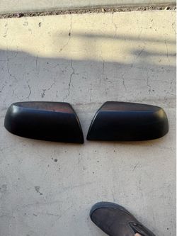 2007-2021 Toyota tundra oem mirror caps (no tabs broken)
