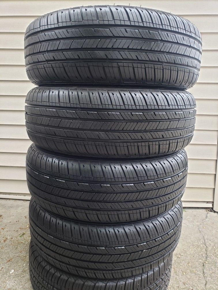 SET OF 4 TIRES PRIMEWELL 205/60R16 LLANTAS