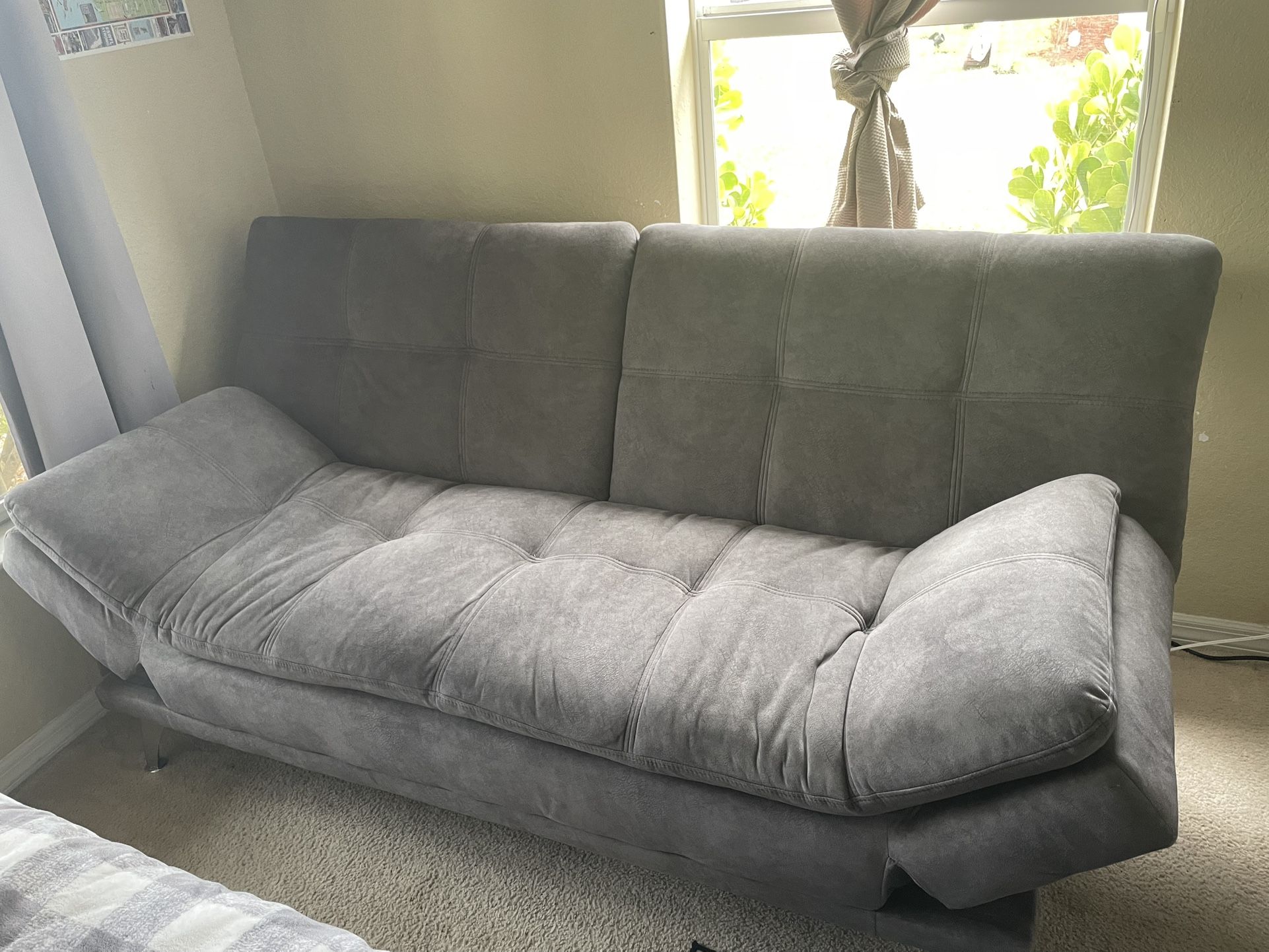Serta Futon Couch/bed