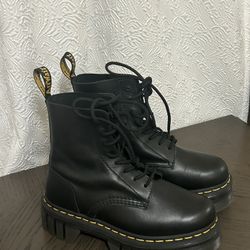 doc marten boots 