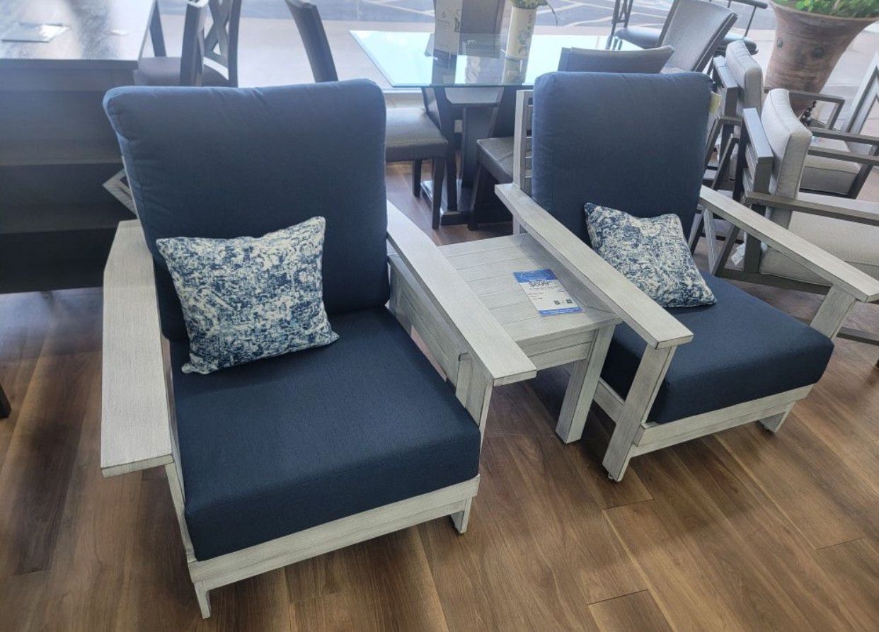 New High Quality Sunbrella Patio Outdoor Set 2 Chairs And Table