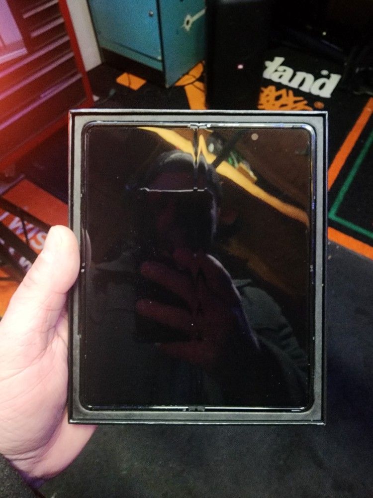 Samsung Galaxy Z Fold 3