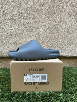 Yeezy Slide Slate Grey Size 9