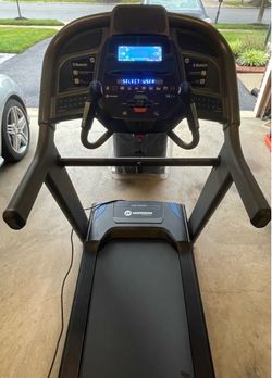 Horizon Fitness 7.4 AT Treadmill