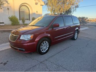 Chrysler town & country