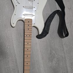 Squire Fender Mini