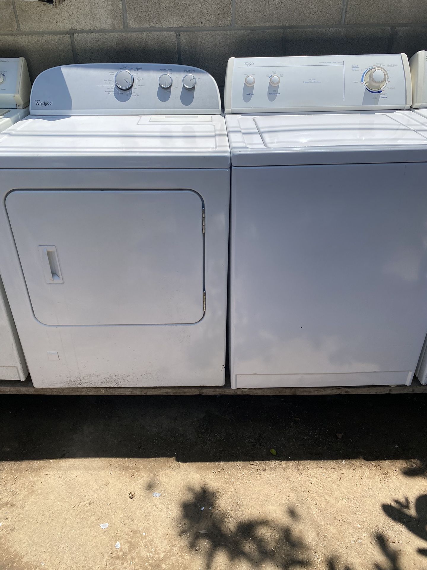 Washer & Dryer Whirlpool