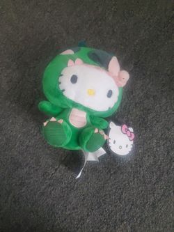 Hello Kitty x Dragon