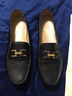 Authentic salvatore ferragamo 9.5 m ,new ,women