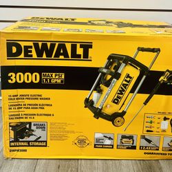 DeWALT DWPW3000 - 3000 MAX PSI 1.1 GPM 15 AMP Brushless Jobsite Pressure Washer