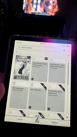 Amazon kindle paper white
