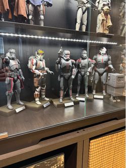 Hot toys the bad batch complete set
