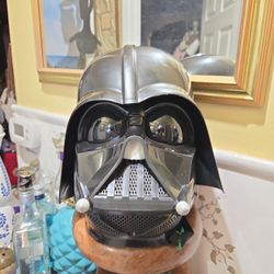 WORKING ! HALLOWEEN Darth Vader Mask Helmet Voice Changer. Star Wars Hasbro 2004