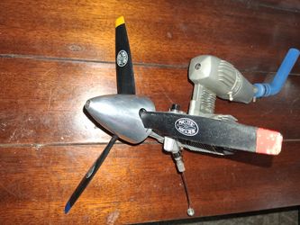 RC Glow Engine with Master Airscrew 3-Blade Propeller