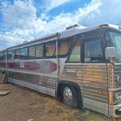 1977 Detroit diesel MCI8