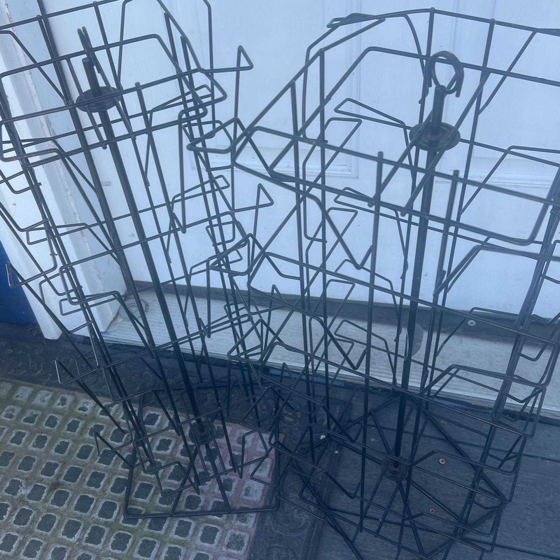 2 Cards Magazine And Posters Rack 9.5X9,5 And 24” Inches Tall