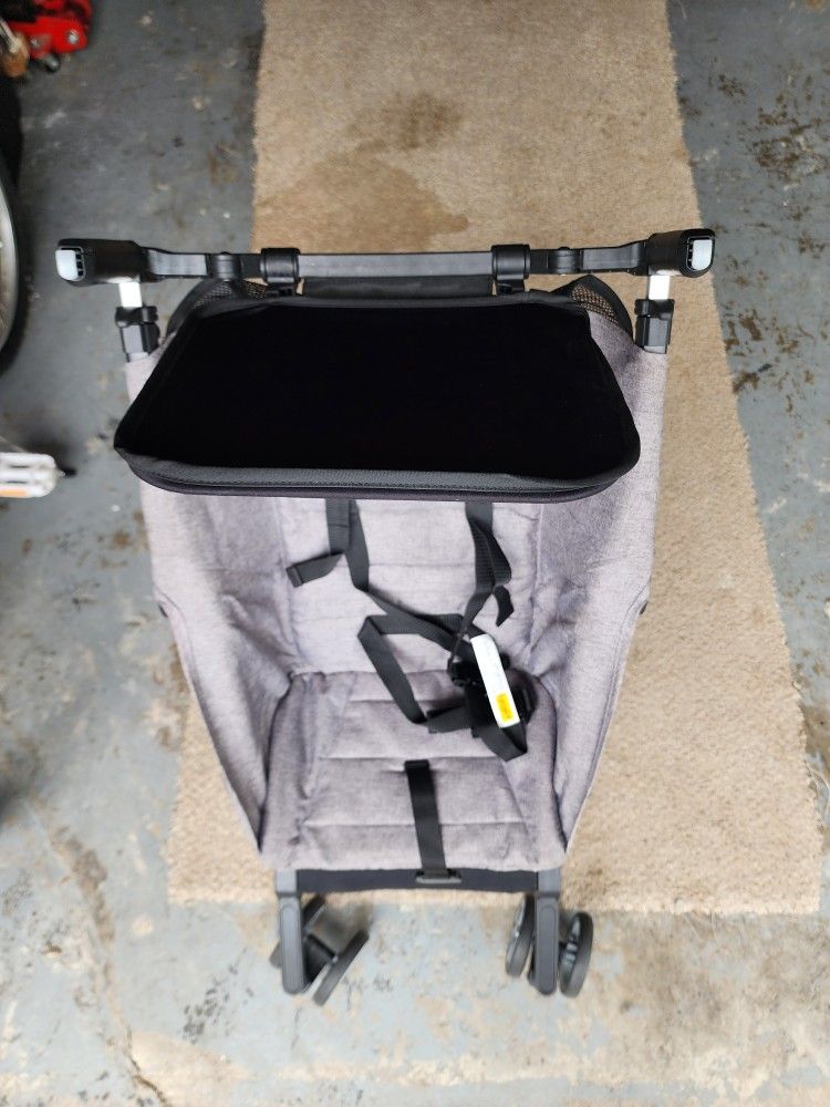 Munchkin Foldable Stroller