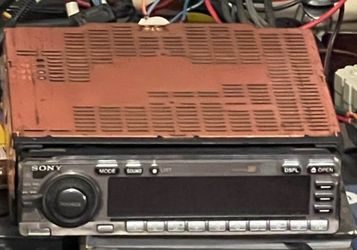 SONY CDX ES C90 TOP OF LINE CAR STEREO JAPAN 199$