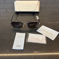 Michael Kors - Women’s sunglasses. NEW