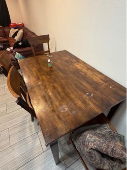 Kitchen table