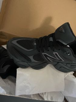New Balance 9060 Black Sneakers