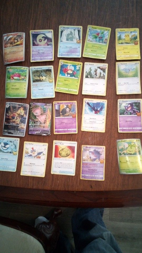 Pokemon Cards (20 Of Them)
