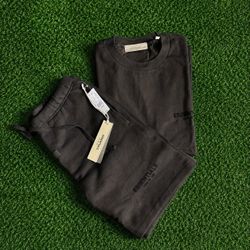 Essentials SET: Shorts+Shirt Black
