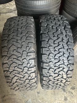 SET OF 2 USED BFGOODRICH BAJA CHAMPION ALL TERRAIN K02…285/70/17