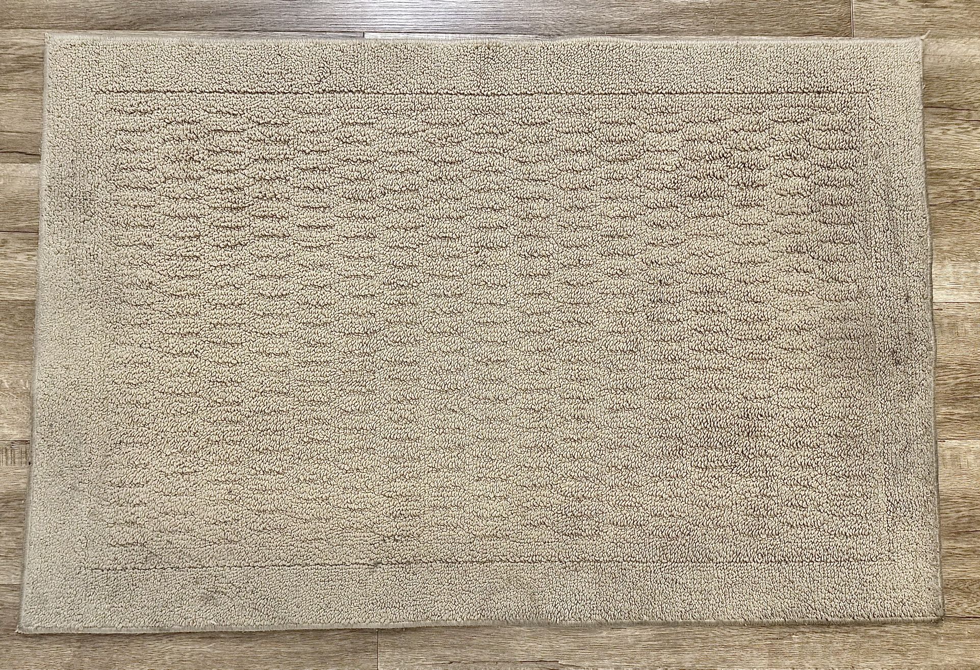 🟫 Large 48” x 30” Floor Rug / Carpet, Beige (light brown) Color, Soft Surface, High Quality, Rubber Grip Backing