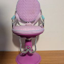 Sitting Pretty Salon Chair