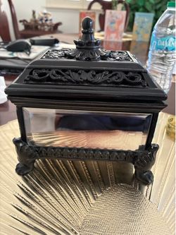 Stunning Jewelry Box with Mirrored Sides and Black Lacquered Artistic Design